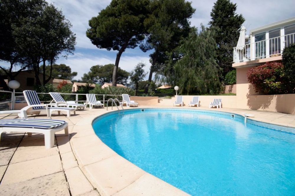 Le Relais Des Lavandins Le Muy Exterior foto